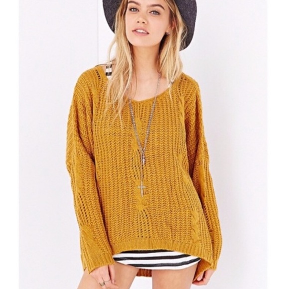 UNIF x Urban Outfitters Mustard Knit Sweater Small